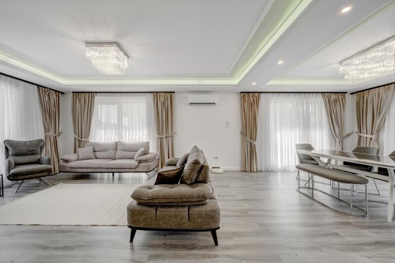 Tunari Vile moderne de vanzare in Tunari - 210 mp - Curte proprie -Terasa -0%COMISION